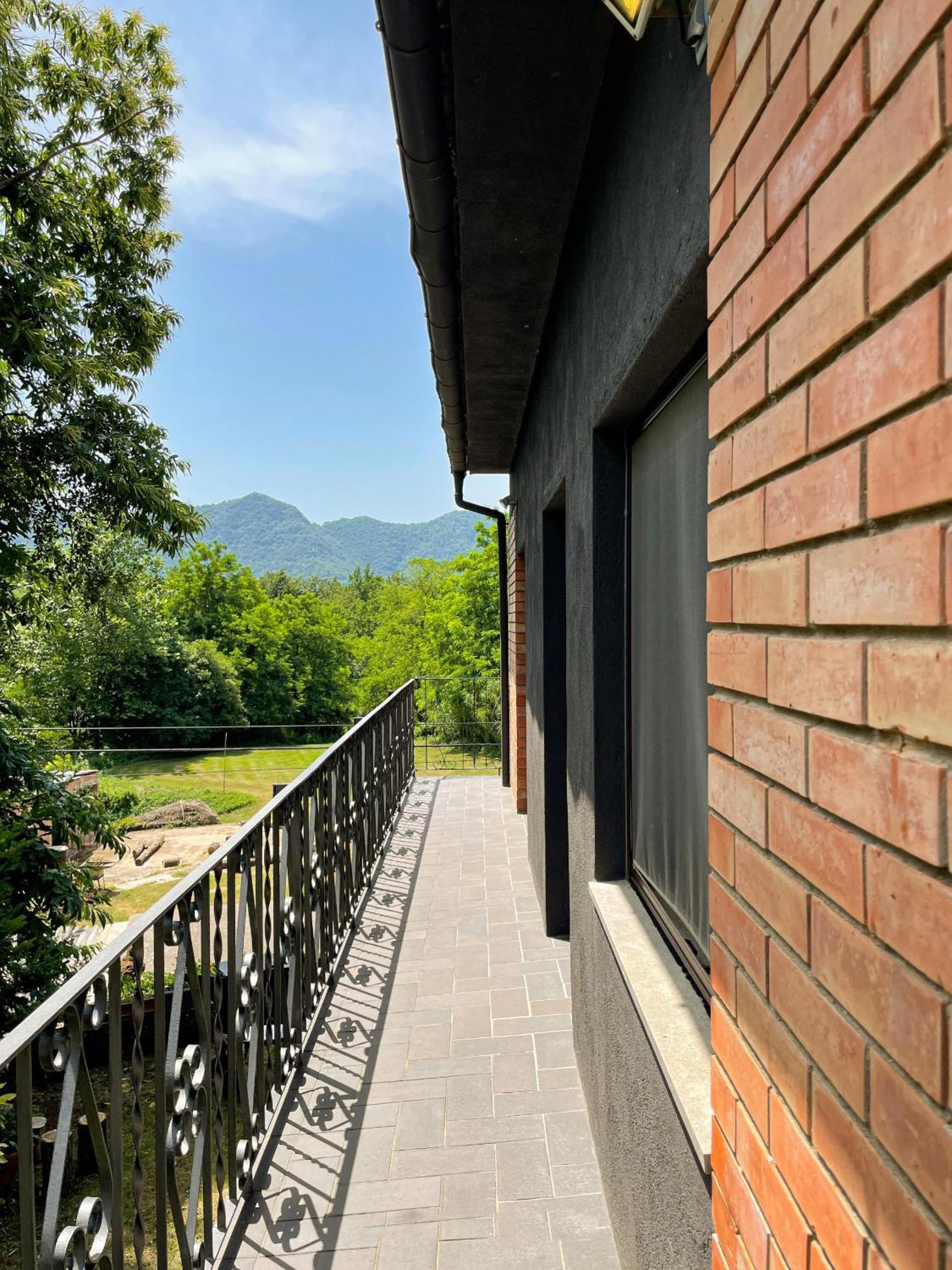 Can Baseia - Amb Jardi I Acces Privat A La Fageda Santa Pau Buitenkant foto